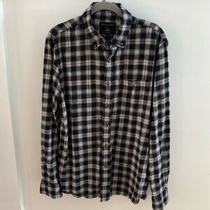 Banana Republic Men’s Plaid Flannel Button Down Sirt Size M